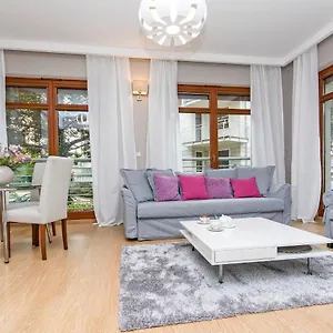 Apartament Royal - Neptun Park By Oneapartments, Gdańsk